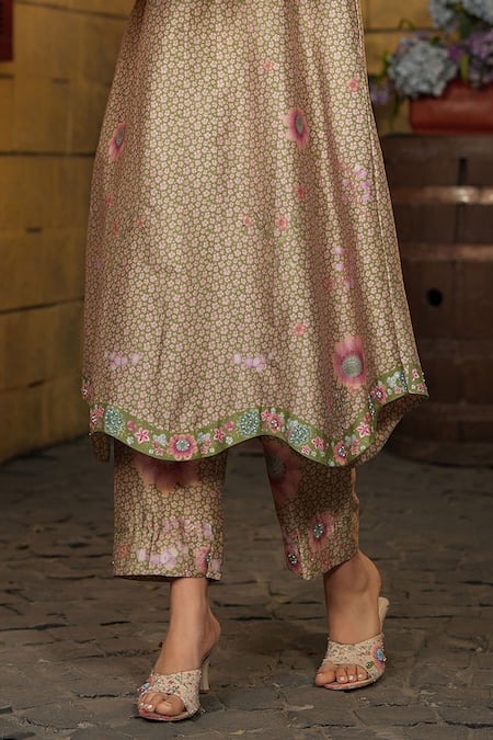 Buy Label Niti Bothra Green Silk, Chanderi Embroidery Collared Miniature Flower Print Kurta With Pant Online at Aza Fashions Buy_Label Niti Bothra_Green Silk, Chanderi Embroidery Collared Miniature Flower Print Kurta With Pant _Online_at_Aza_Fashions