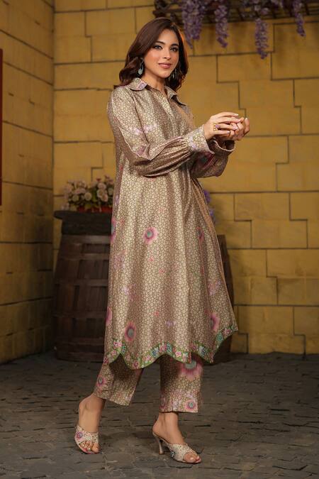 Shop_Label Niti Bothra_Green Silk, Chanderi Embroidery Collared Miniature Flower Print Kurta With Pant _Online_at_Aza_Fashions