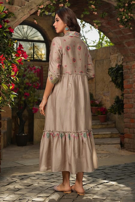 Shop_Label Niti Bothra_Green Silk, Chanderi Embroidery V-neck Mughal Floral Print Dress _at_Aza_Fashions