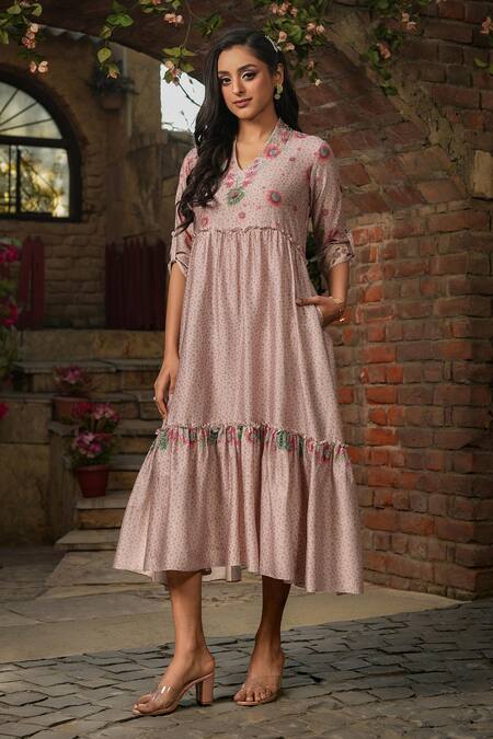 Buy_Label Niti Bothra_Ivory Silk, Chanderi Embroidery V-neck Mughal Floral Print Dress _Online_at_Aza_Fashions