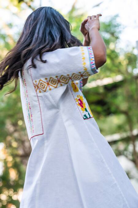 Shop_Prachi Kamat_White Cotton, Linen Embroidery Round Neck Portuguese Print Midi Dress _Online_at_Aza_Fashions