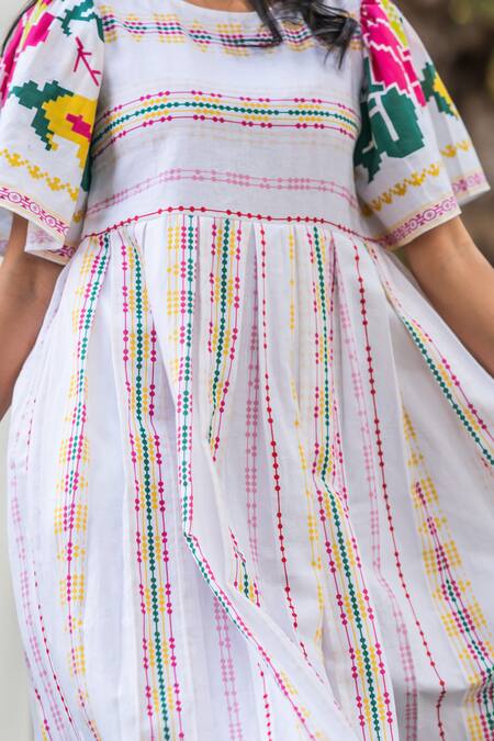 Buy_Prachi Kamat_White Cotton, Linen Embroidery Round Neck Portuguese Print Front Slit Midi Dress 