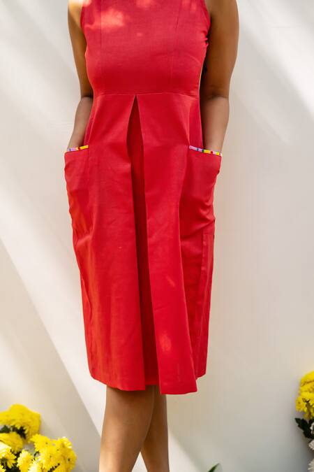 Prachi Kamat_Red Cotton, Linen Embroidery Round Neck Printed Midi Dress With Back Cutout _Online_at_Aza_Fashions