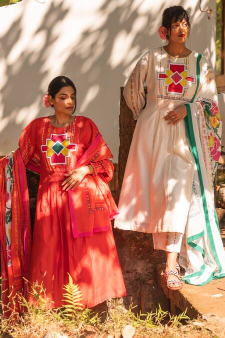 Prachi Kamat_Orange Chanderi, Muslin Embroidery Round Neck Portuguese Folk Anarkali Pant Set _at_Aza_Fashions