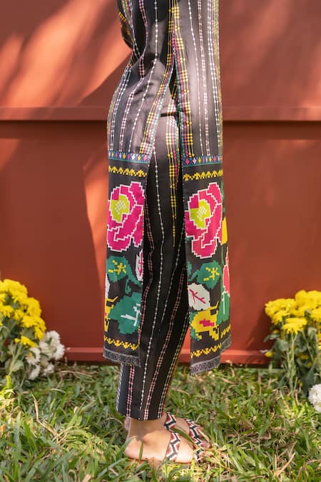 Shop_Prachi Kamat_Black Chanderi Embroidery Round Neck Portuguese Print Straight Kurta And Pant _Online_at_Aza_Fashions