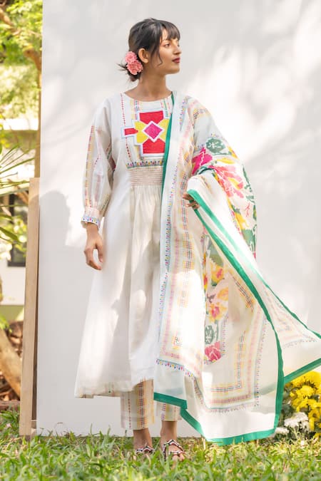 PRACHI KAMAT White Chanderi Printed Portuguese Folk Round Embroidered Anarkali Set 