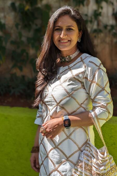 Buy_Leela By A_White Organza, Chanderi Gota, Zari Round Embroidered Kurta And Pant Set_Online_at_Aza_Fashions