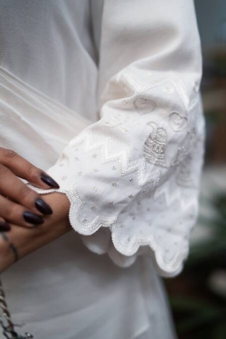 Buy Leela By A White Modal Beads, Zari V-neck Sleeve Embroidered Draped Kurta And Pant Set Buy_Leela By A_White Modal Beads, Zari V-neck Sleeve Embroidered Draped Kurta And Pant Set