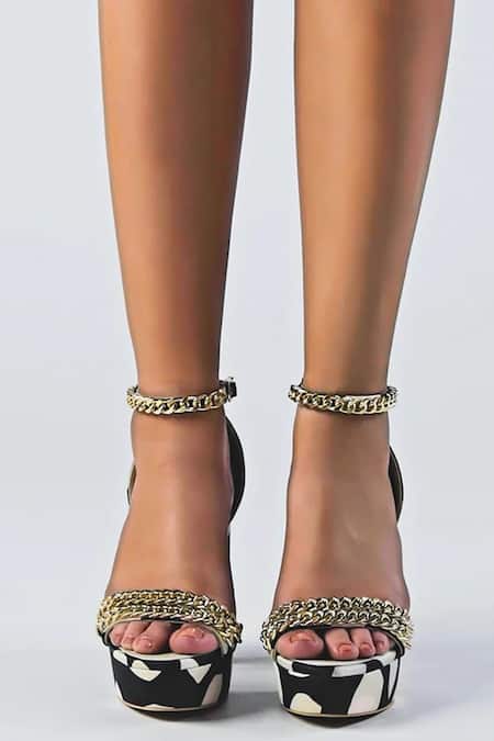 Shop Papa Don't Preach Accessories Black Chains Minzyy Abstract Print Block Heels at Aza Fashions Shop_Papa Don't Preach Accessories_Black Chains Minzyy Abstract Print Block Heels _at_Aza_Fashions