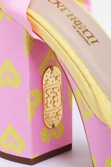 Papa Don't Preach Accessories Pink Miss Pacman Block Heels Online at Aza Fashions Papa Don't Preach Accessories_Pink Miss Pacman Block Heels _Online_at_Aza_Fashions