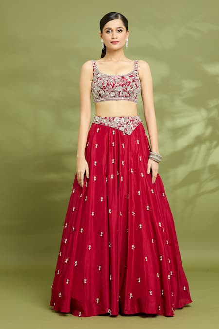 Buy Enamour By Radha Red Net, Linen, Silk Pearls, Embroidery Scoop Neck Blouse Lehenga Set Online at Aza Fashions Buy_Enamour By Radha_Red Net, Linen, Silk Pearls, Embroidery Scoop Neck Blouse Lehenga Set _Online_at_Aza_Fashions
