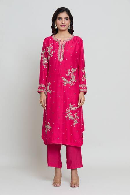 Anushree Reddy Red Silk, Organza Cut Work, Kangana Spring Blossom Embroidered Kurta Pant Set Online at Aza Fashions Anushree Reddy_Red Silk, Organza Cut Work, Kangana Spring Blossom Embroidered Kurta Pant Set _Online_at_Aza_Fashions