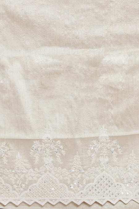 Shop Anushree Reddy Ivory Organza Persian Bloom Embroidered Saree With Unstitched Blouse Fabric Online at Aza Fashions Shop_Anushree Reddy_Ivory Organza Persian Bloom Embroidered Saree With Unstitched Blouse Fabric _Online_at_Aza_Fashions