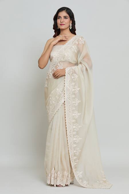 Anushree Reddy Ivory Organza Persian Bloom Embroidered Saree With Unstitched Blouse Fabric at Aza Fashions Anushree Reddy_Ivory Organza Persian Bloom Embroidered Saree With Unstitched Blouse Fabric _at_Aza_Fashions