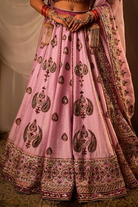 Shashank Arya Purple Silk, Organza, Tulle Sequins, Paisley Embroidered Bridal Lehenga Set at Aza Fashions Shashank Arya_Purple Silk, Organza, Tulle Sequins, Paisley Embroidered Bridal Lehenga Set_at_Aza_Fashions