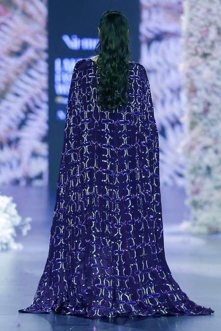 Nirmooha Geometric Pattern Cape 