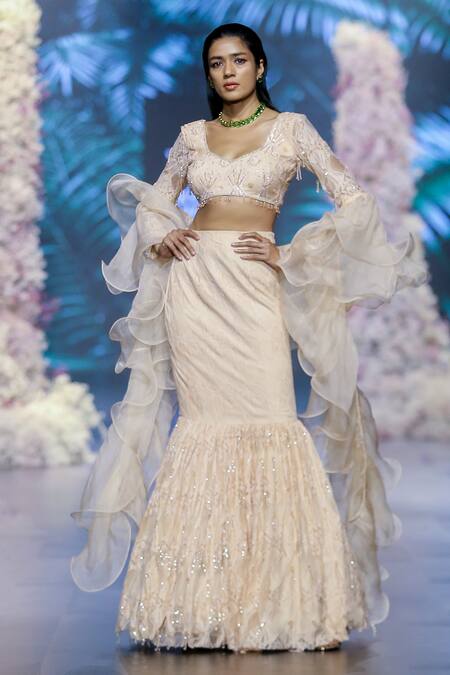 Buy_Nirmooha_Peach Chiffon Embroidery Chantilly Lace Skirt _Online_at_Aza_Fashions