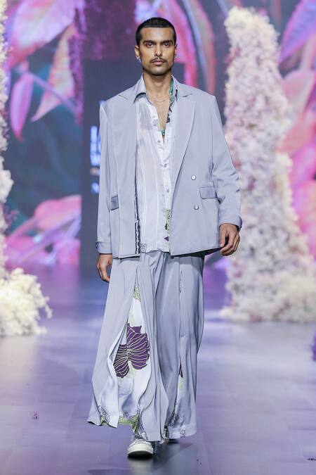 Nirmooha_Grey Lurex Lapel Collared Blazer _Online_at_Aza_Fashions