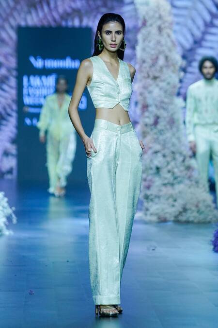 Buy_Nirmooha_Green Georgette V-neck Solid Crop Vest _Online_at_Aza_Fashions