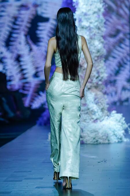 Shop_Nirmooha_Green Georgette V Cut High Waist Solid Pant _at_Aza_Fashions