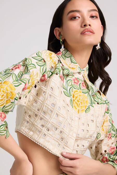 Chandrima Ivory Chanderi, Cotton Embroidery Collared Floral Chequered Cropped Shirt Online at Aza Fashions Chandrima_Ivory Chanderi, Cotton Embroidery Collared Floral Chequered Cropped Shirt _Online_at_Aza_Fashions