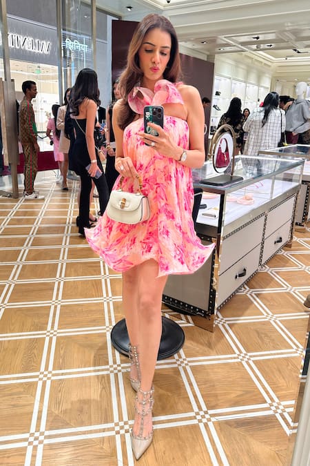 Buy_Mandira Wirk Resort_Pink Chiffon Halter Printed Dress 