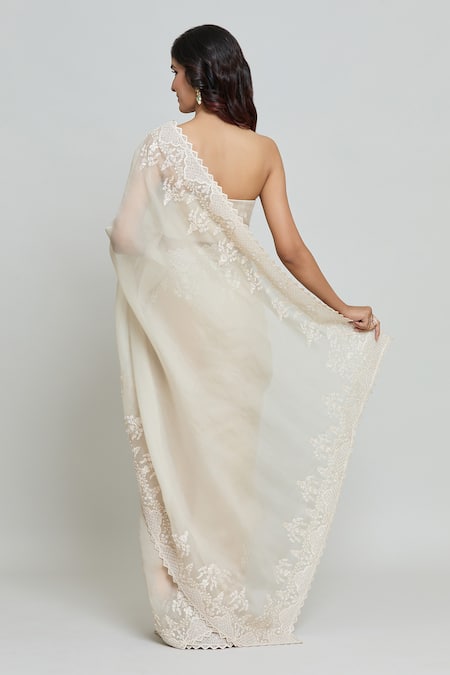 Shop Anushree Reddy Ivory Organza Persian Bloom Embroidered Saree With Unstitched Blouse Fabric at Aza Fashions Shop_Anushree Reddy_Ivory Organza Persian Bloom Embroidered Saree With Unstitched Blouse Fabric _at_Aza_Fashions