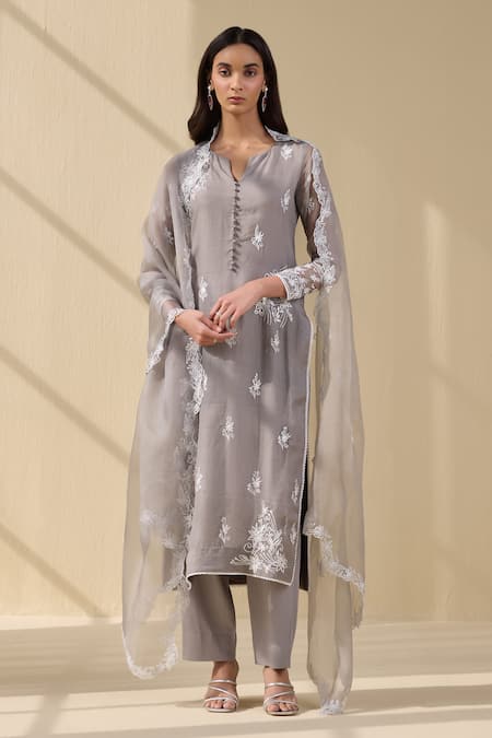 Meesa Fleur Thread Embroidered Kurta Pant Set 