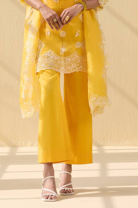 Buy_Meesa_Yellow Organza, Cotton Satin Embroidery Round Wildbloom Thread Kurta Pant Set _Online_at_Aza_Fashions