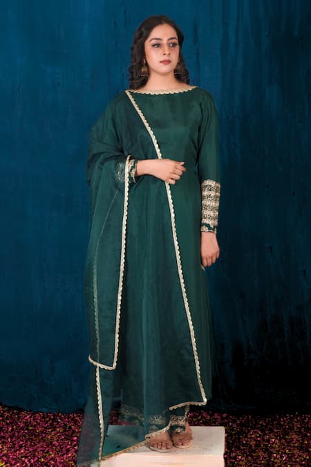 Saubhagya Scallop Neckline Embroidered Anarkali Set 