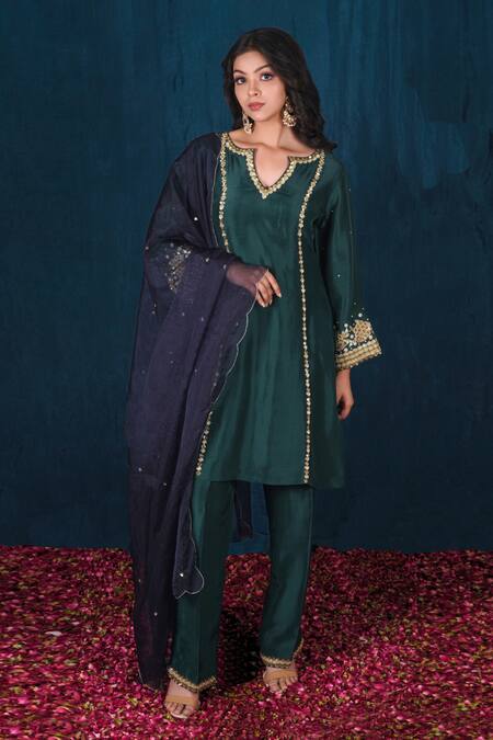 Saubhagya Zari Embroidered Kurta Set 