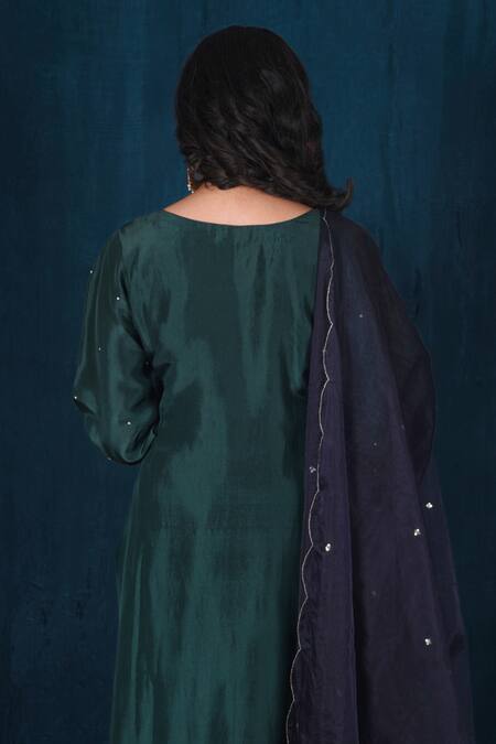 Saubhagya Zari Embroidered Kurta Set 