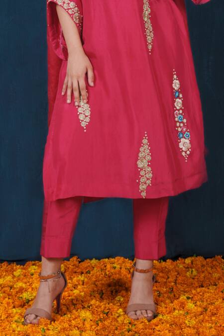 Buy Saubhagya Pink Silk, Organza, Cotton Sequins, Diamonds, Embroidery Hand Kurta Pant Set Online at Aza Fashions Buy_Saubhagya_Pink Silk, Organza, Cotton Sequins, Diamonds, Embroidery Hand Kurta Pant Set _Online_at_Aza_Fashions