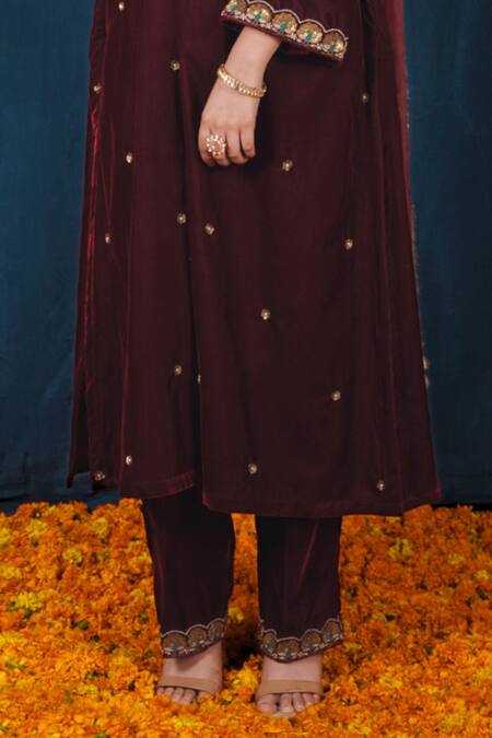 Saubhagya_Red Velvet, Organza, Silk Sequins, Embroidery V-neck Dabka Kurta Pant Set _Online_at_Aza_Fashions