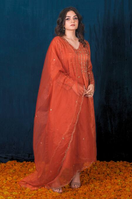 Saubhagya_Orange Microfiber, Organza, Silk Embroidery V-neck Hand Bodice Kurta Pant Set _Online_at_Aza_Fashions