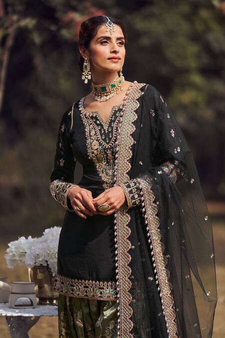 Buy_Lashkaraa_Black Silk, Chiffon Sequins, Stones, Embroidery, Zari Flower Vine Kurta Set_Online_at_Aza_Fashions