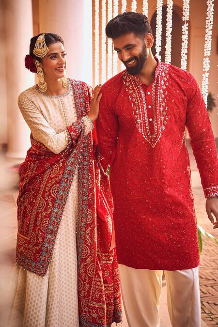 Lashkaraa Off White Silk, Linen Sequins, Zari Brocade Butti Anarkali Set With Dupatta Online at Aza Fashions Lashkaraa_Off White Silk, Linen Sequins, Zari Brocade Butti Anarkali Set With Dupatta_Online_at_Aza_Fashions