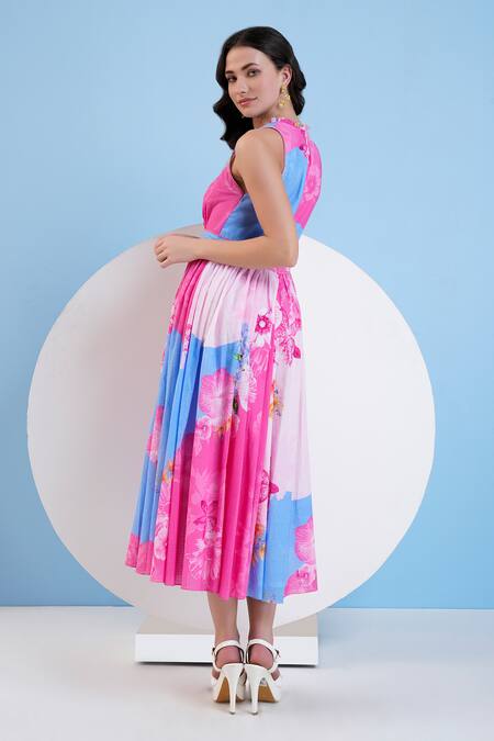 Shop_Mandira Wirk Resort_Blue Cotton Embroidery V-neck Pastoral Floral Print Dress _Online_at_Aza_Fashions