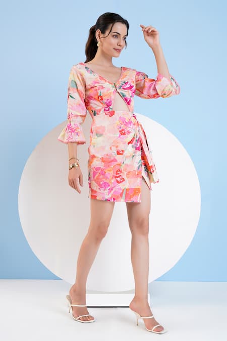 Mandira Wirk Resort Multi Color Cotton V-neck Florette Print Dress at Aza Fashions Mandira Wirk Resort_Multi Color Cotton V-neck Florette Print Dress _at_Aza_Fashions