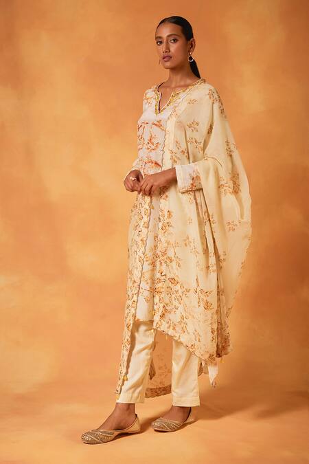 Saundh_Ivory Muslin, Silk, Cotton Satin, Organza Seraph Abstract Print Kurta Pant Set_Online_at_Aza_Fashions