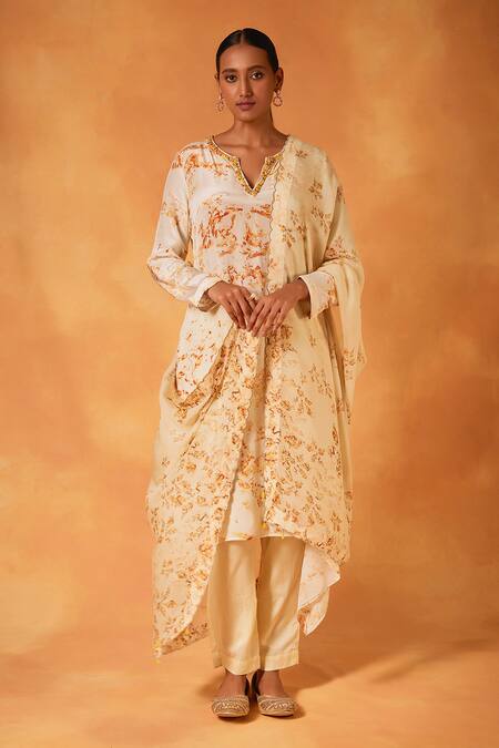 Shop_Saundh_Ivory Muslin, Silk, Cotton Satin, Organza Seraph Abstract Print Kurta Pant Set_Online_at_Aza_Fashions