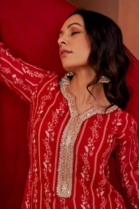 Buy Chhavvi Aggarwal Red Georgette Embroidery, Sequins, Cut Floral Stripe Print Kurta Sharara Set Online at Aza Fashions Buy_Chhavvi Aggarwal_Red Georgette Embroidery, Sequins, Cut Floral Stripe Print Kurta Sharara Set _Online_at_Aza_Fashions