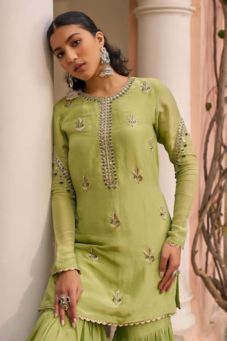 Buy_Chhavvi Aggarwal_Green Tissue, Georgette Mirrors, Sequins, Cut Work, Zari, Embroidery Kurta Set _Online_at_Aza_Fashions