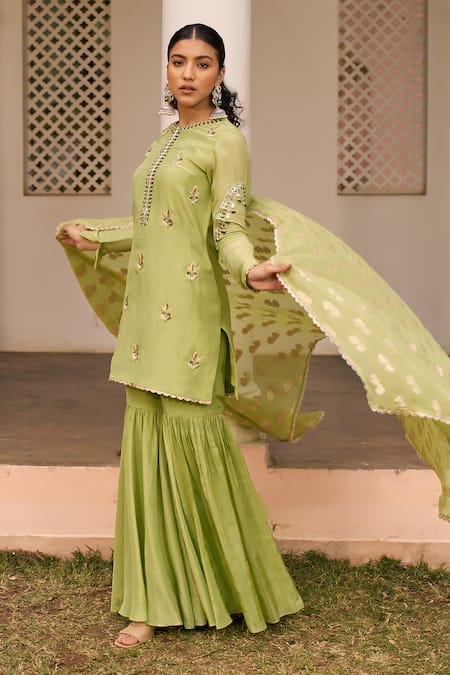 Shop_Chhavvi Aggarwal_Green Tissue, Georgette Mirrors, Sequins, Cut Work, Zari, Embroidery Kurta Set _Online_at_Aza_Fashions