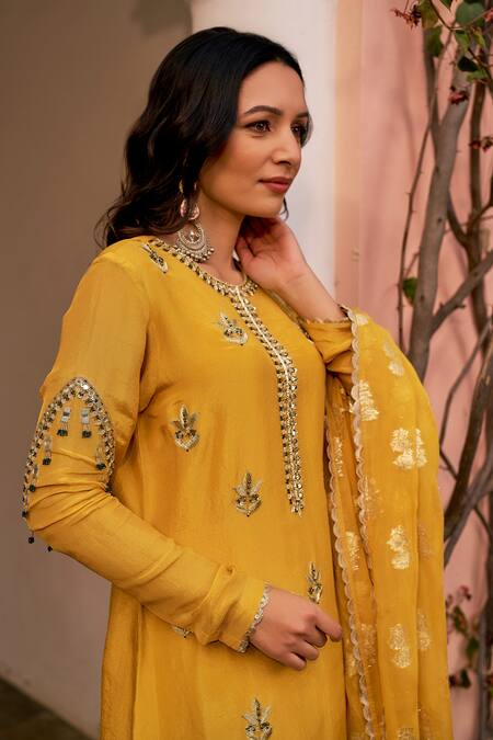 Shop Chhavvi Aggarwal Yellow Tissue, Georgette Mirrors, Sequins, Cut Work, Kurta Sharara Set Online at Aza Fashions Shop_Chhavvi Aggarwal_Yellow Tissue, Georgette Mirrors, Sequins, Cut Work, Kurta Sharara Set _Online_at_Aza_Fashions