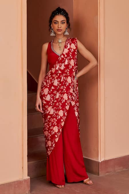 Chhavvi Aggarwal Red Crepe Printed Flower Leaf Neck Placement Pant Saree With Blouse 