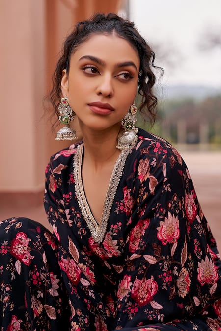 Chhavvi Aggarwal Black Crepe Sequins, Embroidery V-neck Floral Print Kimono Kurta With Sharara Online at Aza Fashions Chhavvi Aggarwal_Black Crepe Sequins, Embroidery V-neck Floral Print Kimono Kurta With Sharara _Online_at_Aza_Fashions