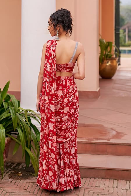 Shop Chhavvi Aggarwal Red Georgette Sequins Sweetheart Floral Vine Print Pre-draped Saree With Blouse at Aza Fashions Shop_Chhavvi Aggarwal_Red Georgette Sequins Sweetheart Floral Vine Print Pre-draped Saree With Blouse _at_Aza_Fashions