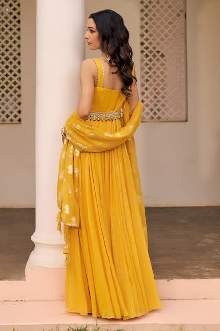 Shop Chhavvi Aggarwal Yellow Georgette Sequins, Embroidery V-neck Stripe Pattern Anarkali With Dupatta at Aza Fashions Shop_Chhavvi Aggarwal_Yellow Georgette Sequins, Embroidery V-neck Stripe Pattern Anarkali With Dupatta _at_Aza_Fashions