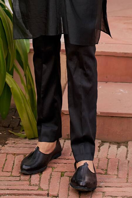 Buy Chhavvi Aggarwal Black Chanderi Silk, Cotton Embroidery Bloom Vine Print Bundi Kurta Set Online at Aza Fashions Buy_Chhavvi Aggarwal_Black Chanderi Silk, Cotton Embroidery Bloom Vine Print Bundi Kurta Set _Online_at_Aza_Fashions